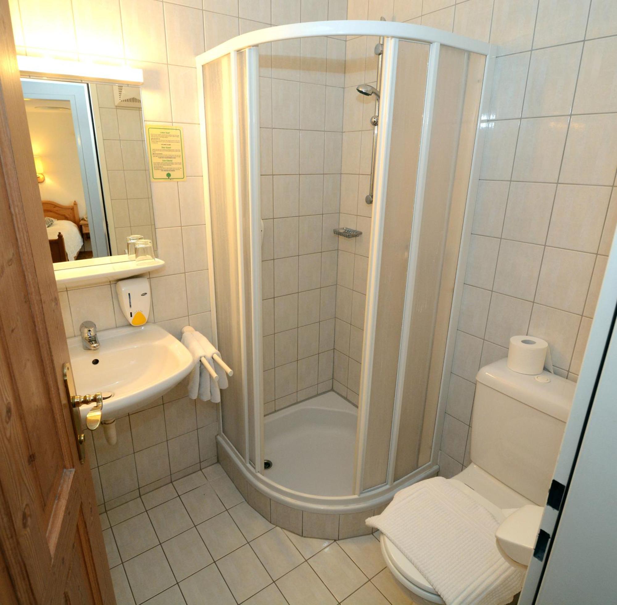 Hotel & Restaurant Braunstein - Pauli'S Stuben Purbach am Neusiedlersee Oda fotoğraf