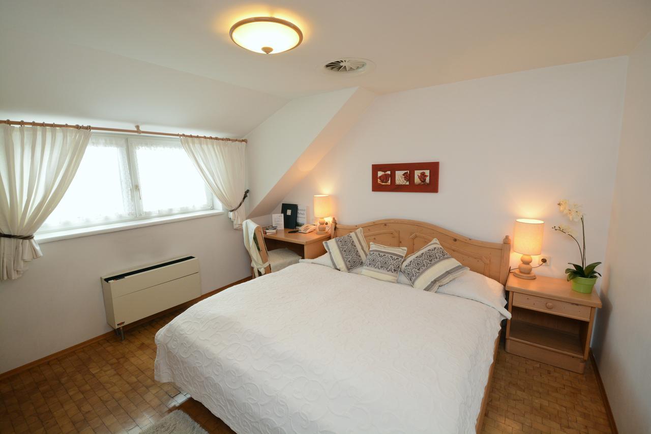 Hotel & Restaurant Braunstein - Pauli'S Stuben Purbach am Neusiedlersee Dış mekan fotoğraf